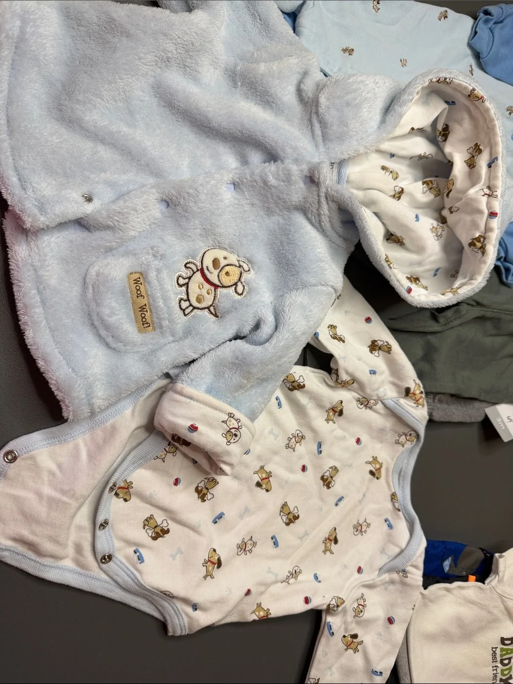 Infant bundle. Size: 0-3months.